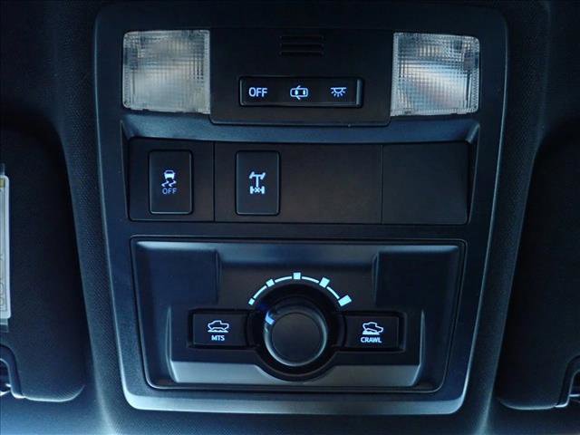 Used 2019 Toyota Tacoma TRD Off-Road w/ Technology Package image 21