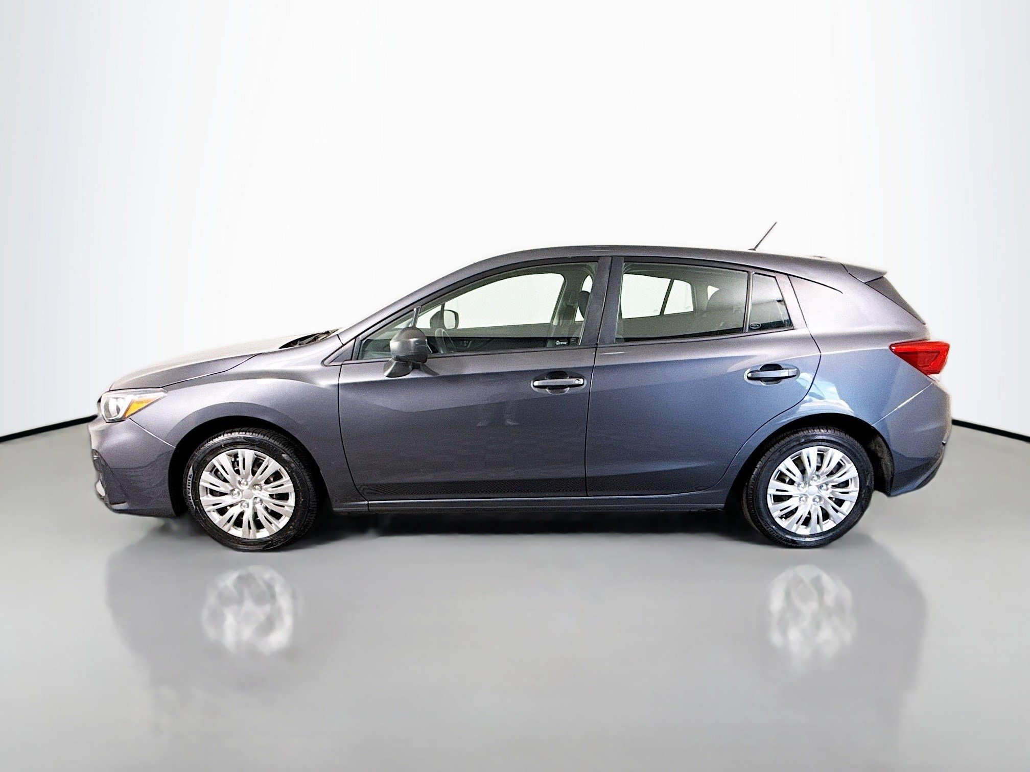 Used 2019 Subaru Impreza 2.0i w/ Eyesight image 6