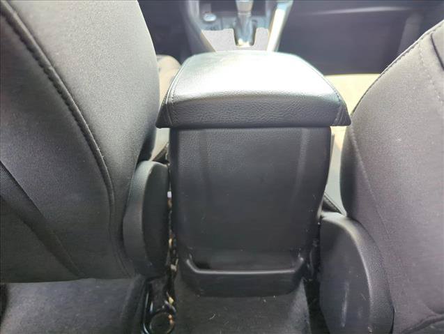 Used 2017 Ford Focus SE FWD image 23