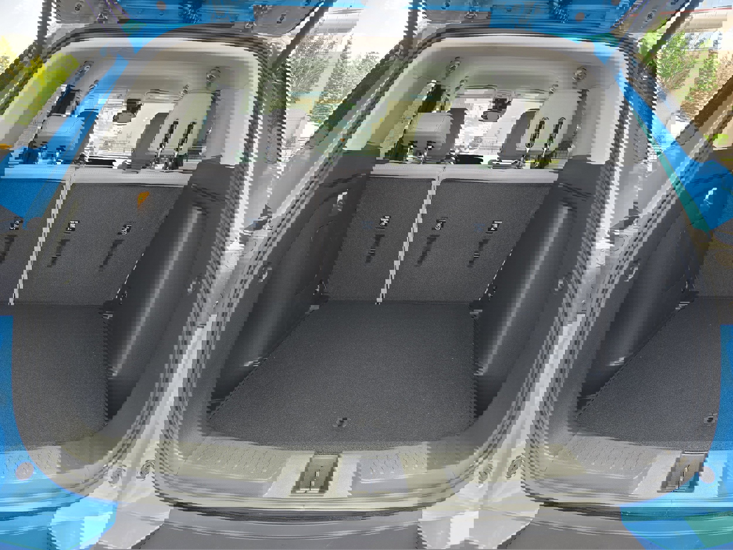 New 2025 Chevrolet TrailBlazer LT w/ Convenience Package image 10