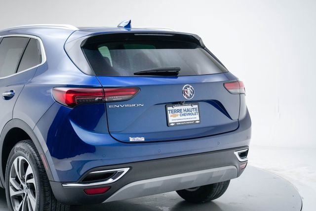 Used 2022 Buick Envision Essence w/ Safety Package image 9