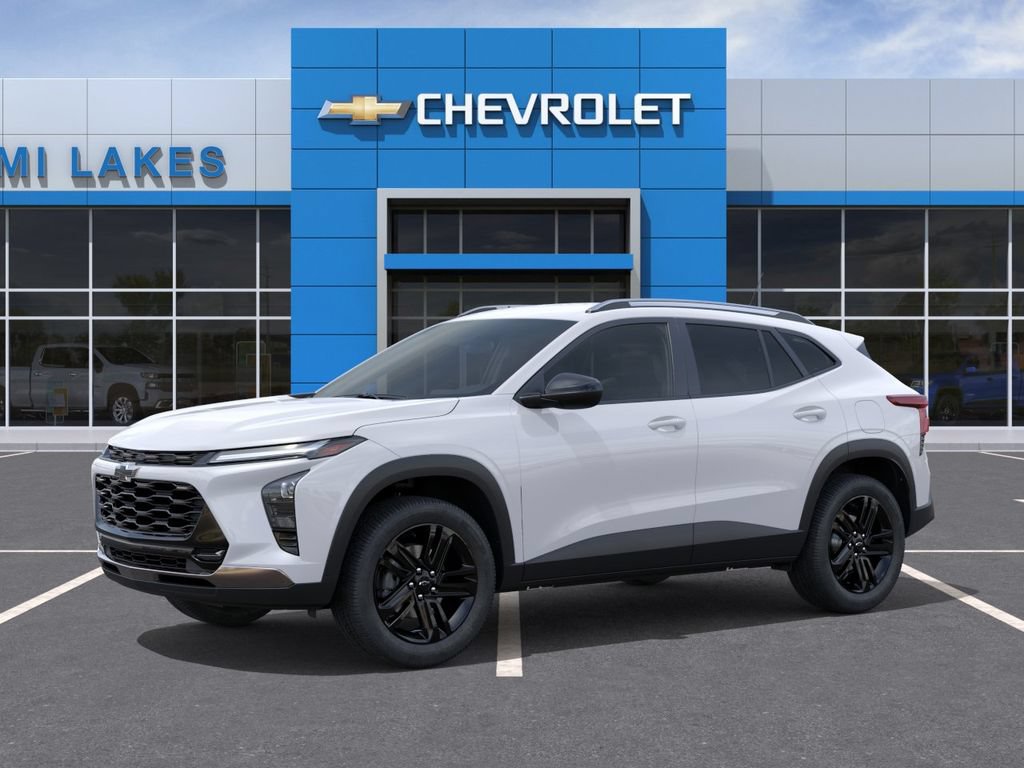 New 2026 Chevrolet Trax ACTIV FWD image 2