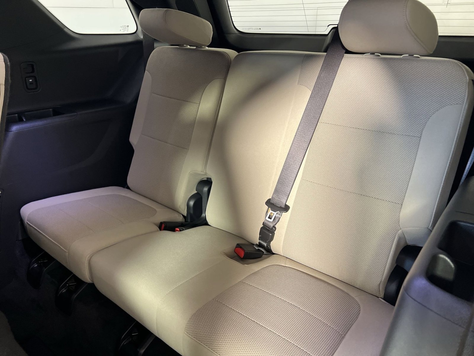 Used 2023 Chevrolet Traverse LS w/ Safety Package image 26