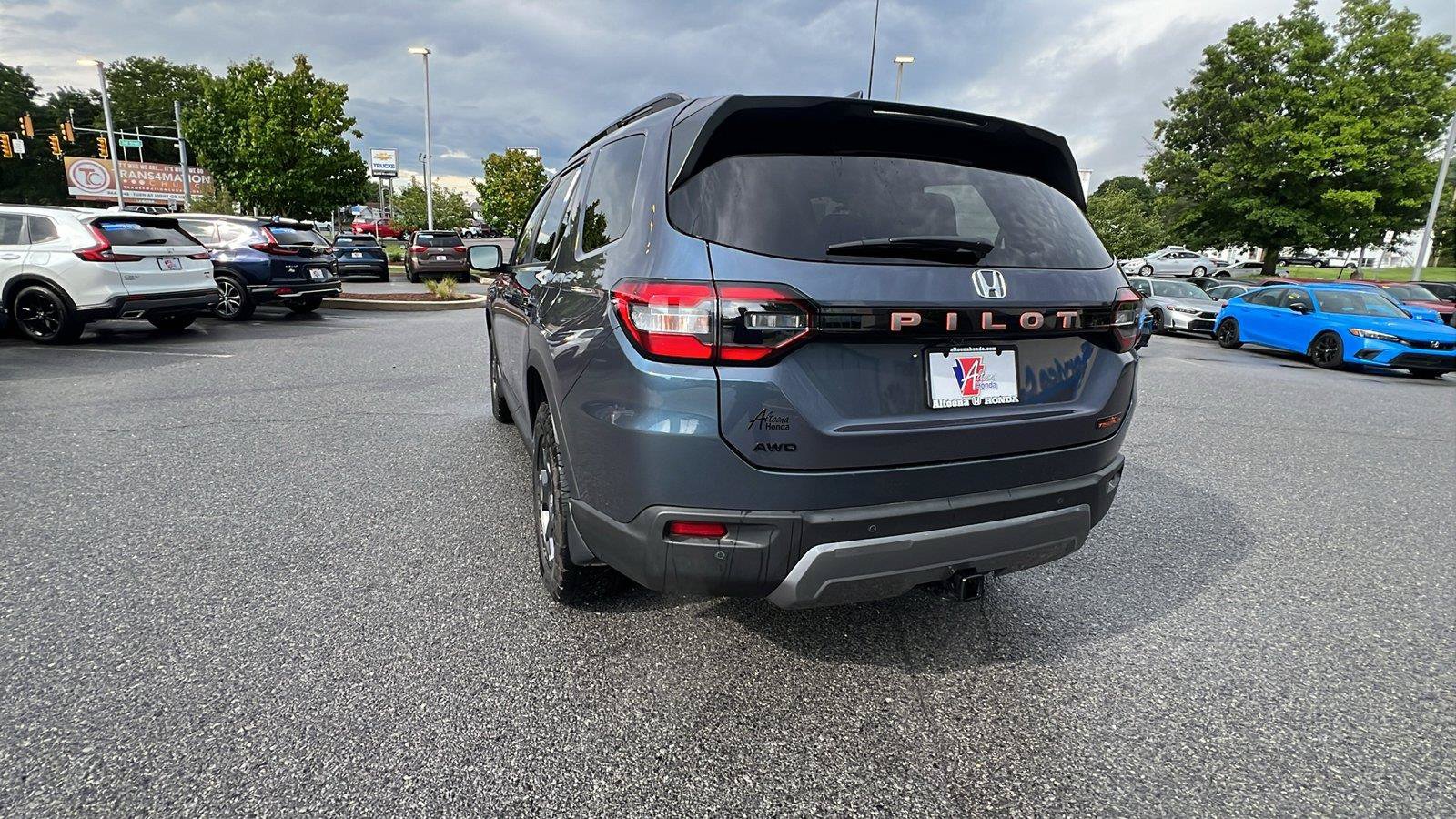 Used 2026 Honda Pilot TrailSport image 6