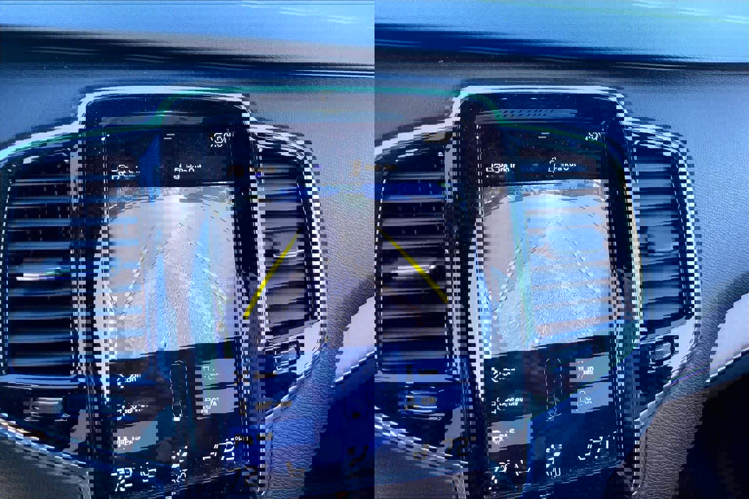 Used 2017 Volvo XC90 T6 Inscription w/ Vision Package image 26