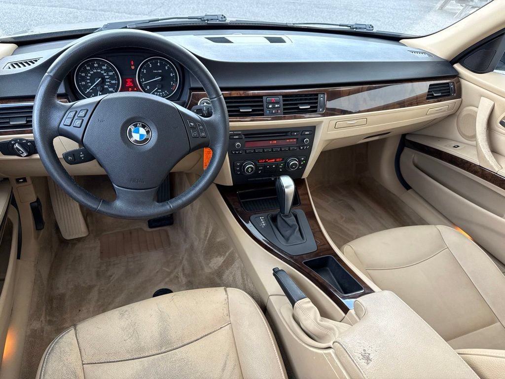 Used 2011 BMW 328i xDrive Sedan AWD/4WD image 15