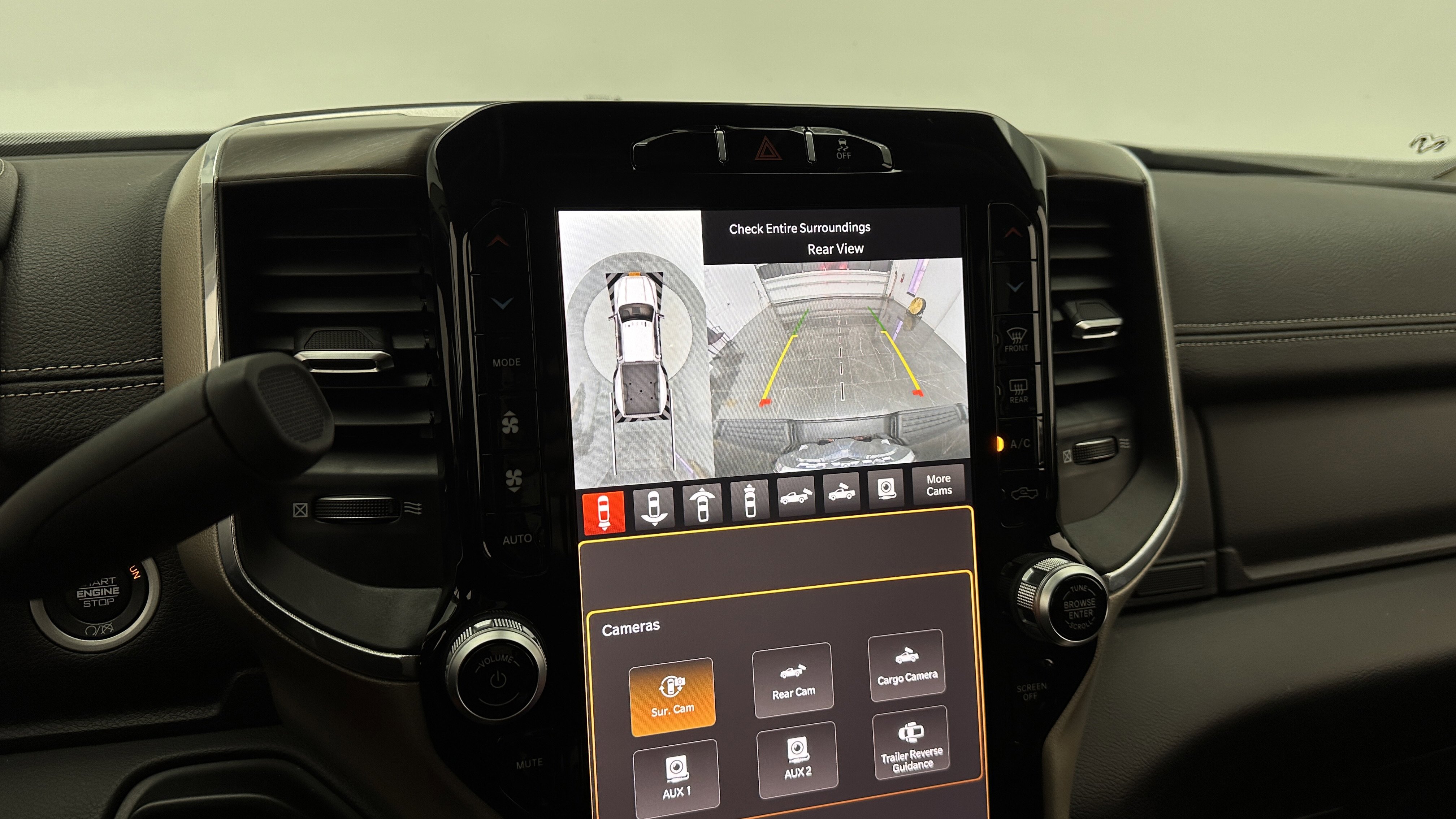 Used 2024 RAM 3500 Laramie w/ Towing Technology Group image 26