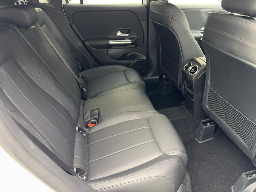 Used 2021 Mercedes-Benz GLA 250 image 37