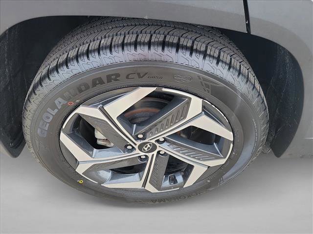 Used 2022 Hyundai Tucson Limited w/ Cargo Package image 11