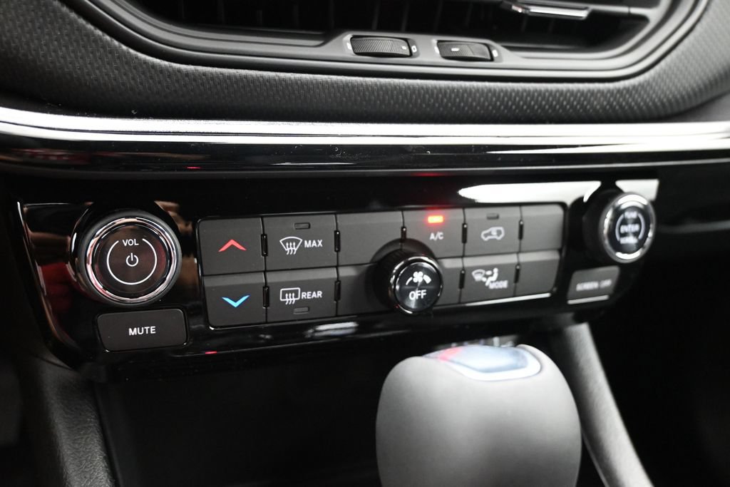 New 2026 Jeep Compass Latitude AWD/4WD image 10