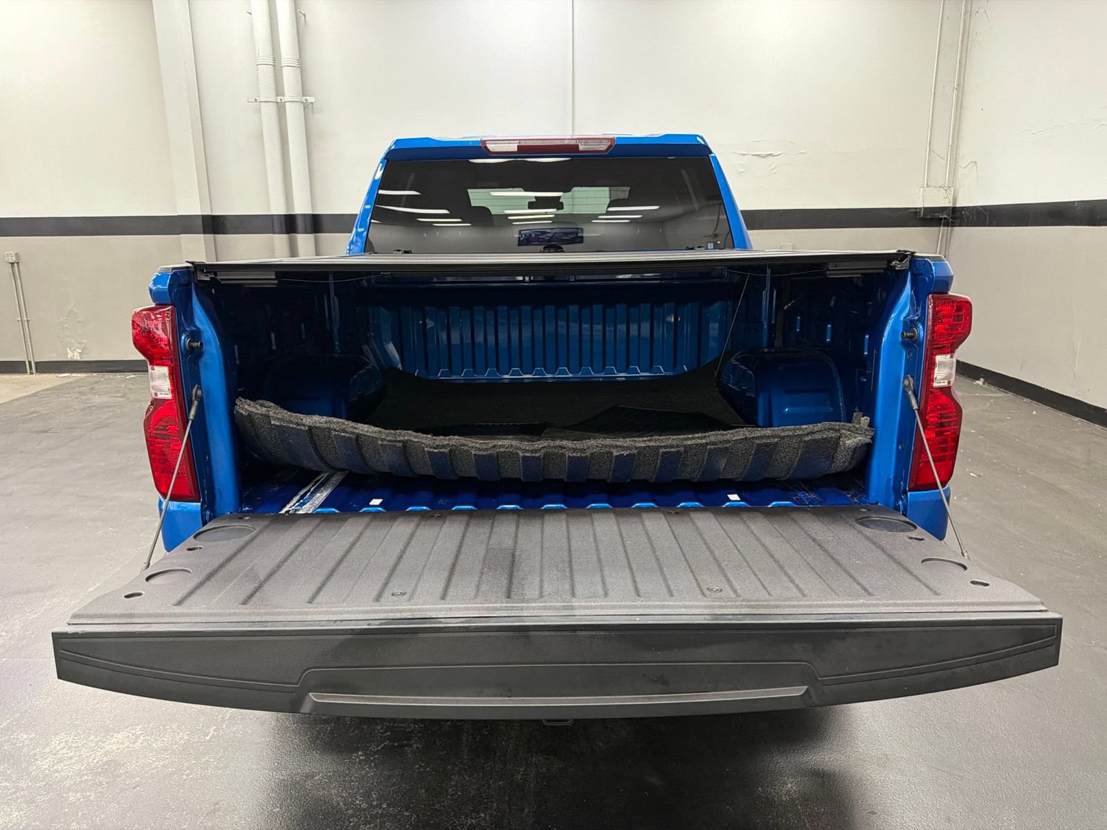 Used 2024 Chevrolet Silverado 1500 LT w/ LPO, Dark Essentials Package RWD image 16