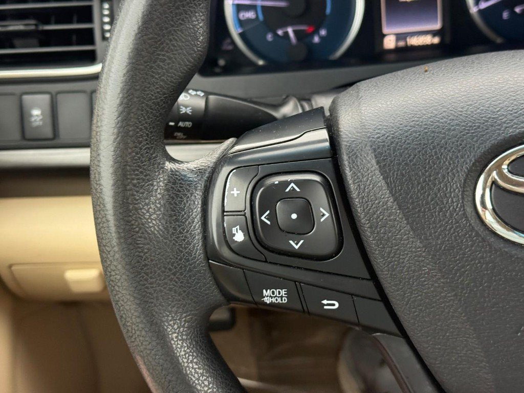 Used 2017 Toyota Camry LE FWD image 22