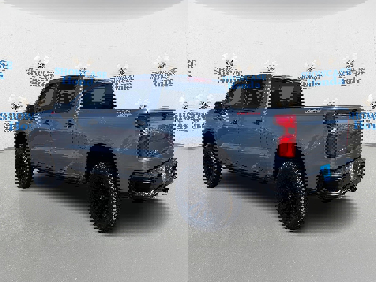 Used 2020 Chevrolet Silverado 1500 LT Trail Boss w/ Convenience Package image 5