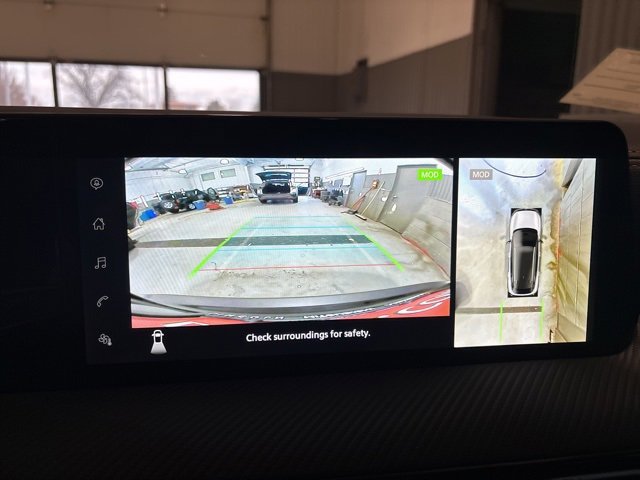 New 2025 Nissan Kicks SR image 21