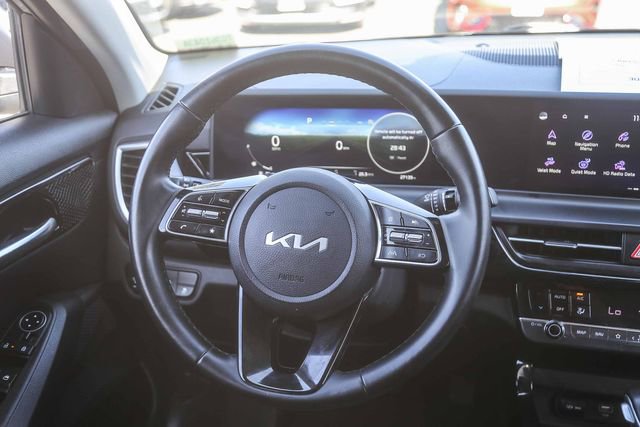 Used 2024 Kia Seltos S image 16