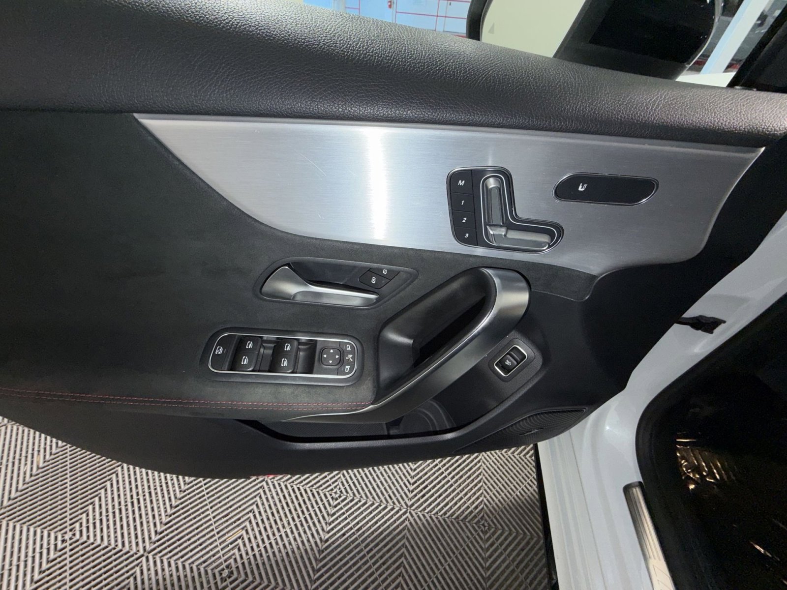 Used 2021 Mercedes-Benz A 35 AMG 4MATIC image 15