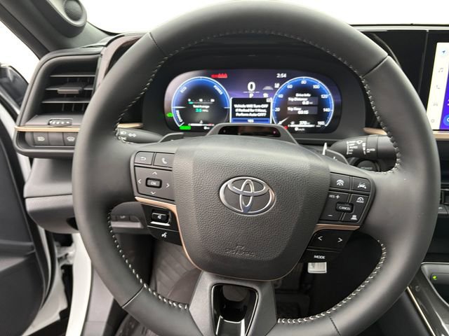 New 2026 Toyota Crown Platinum image 15