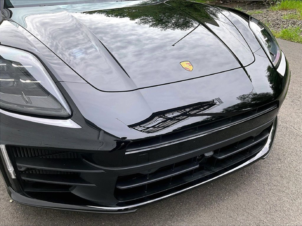 Certified 2025 Porsche Panamera 4 AWD/4WD image 31