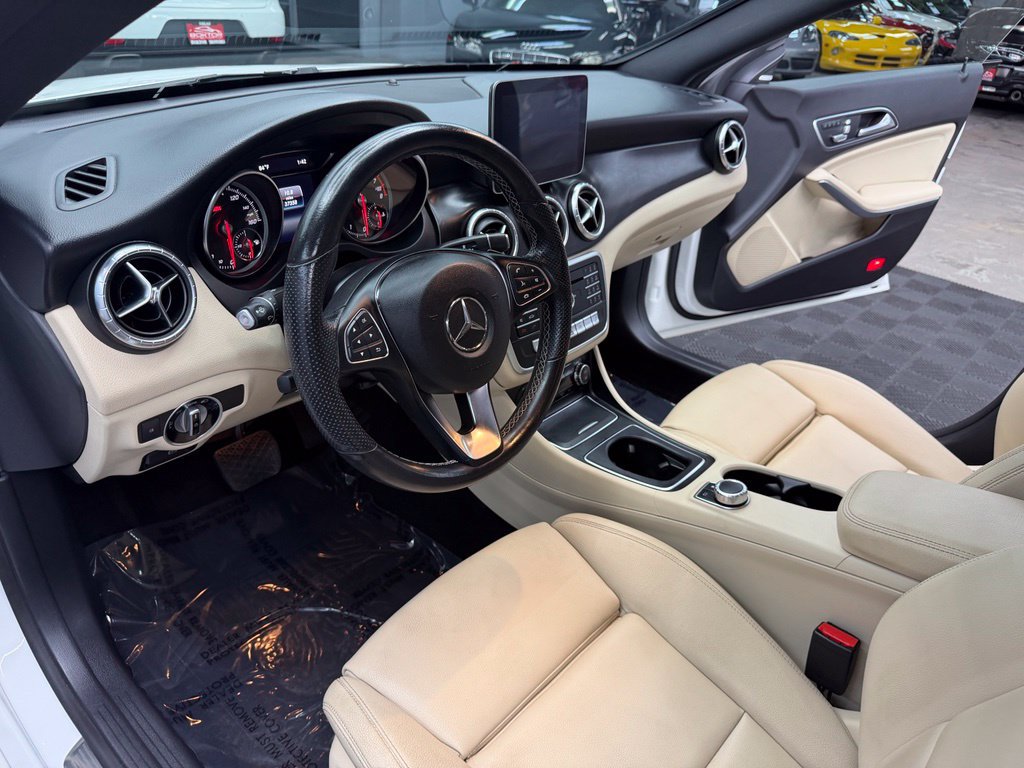 Used 2019 Mercedes-Benz CLA 250 image 35
