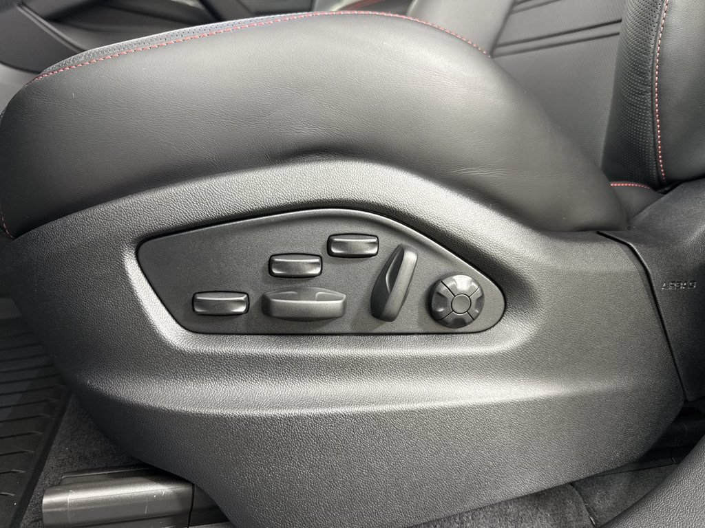 New 2026 Porsche Cayenne Turbo GT AWD/4WD image 40