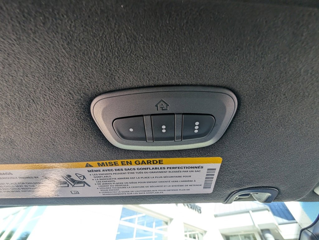 New 2026 Chrysler Pacifica Pinnacle image 39