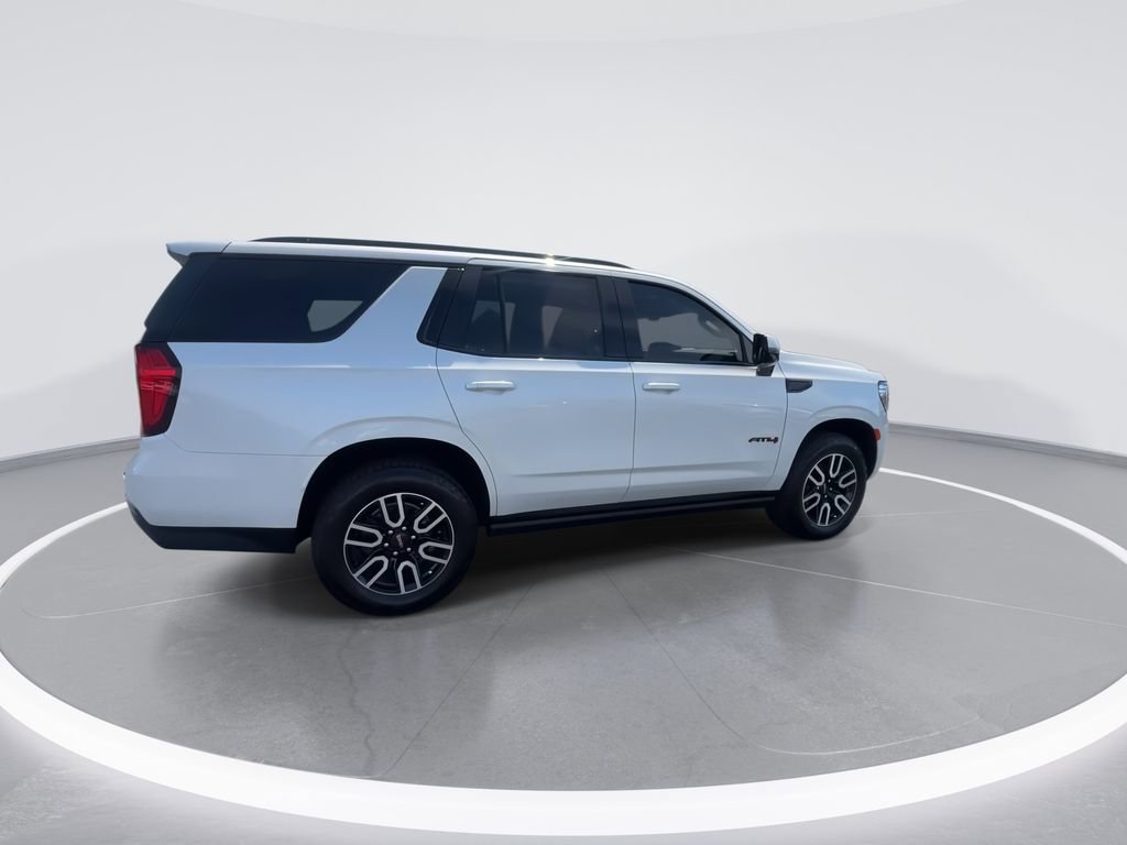 Used 2023 GMC Yukon AT4 w/ Technology Package image 8