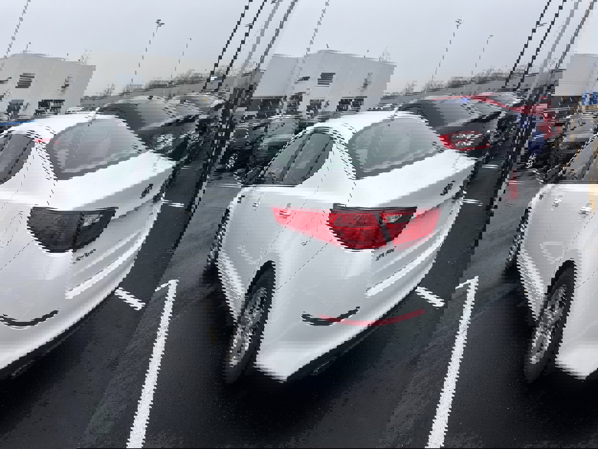 Used 2015 Kia Optima LX image 6