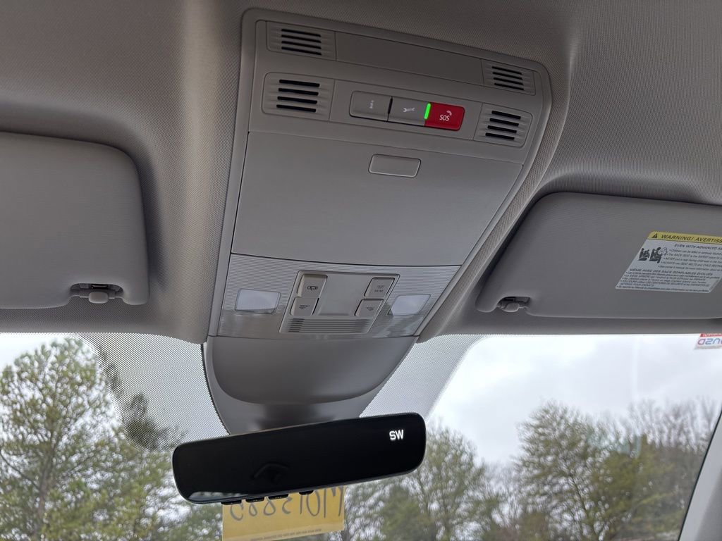 New 2025 Volkswagen Taos SE image 20