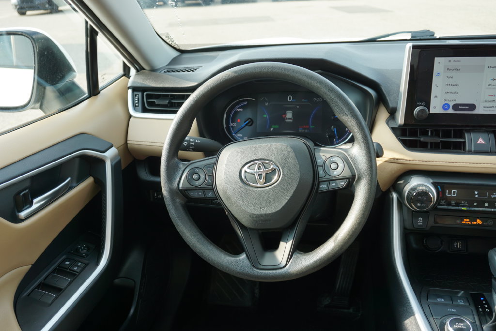 Used 2023 Toyota RAV4 XLE w/ Convenience Package AWD/4WD image 14