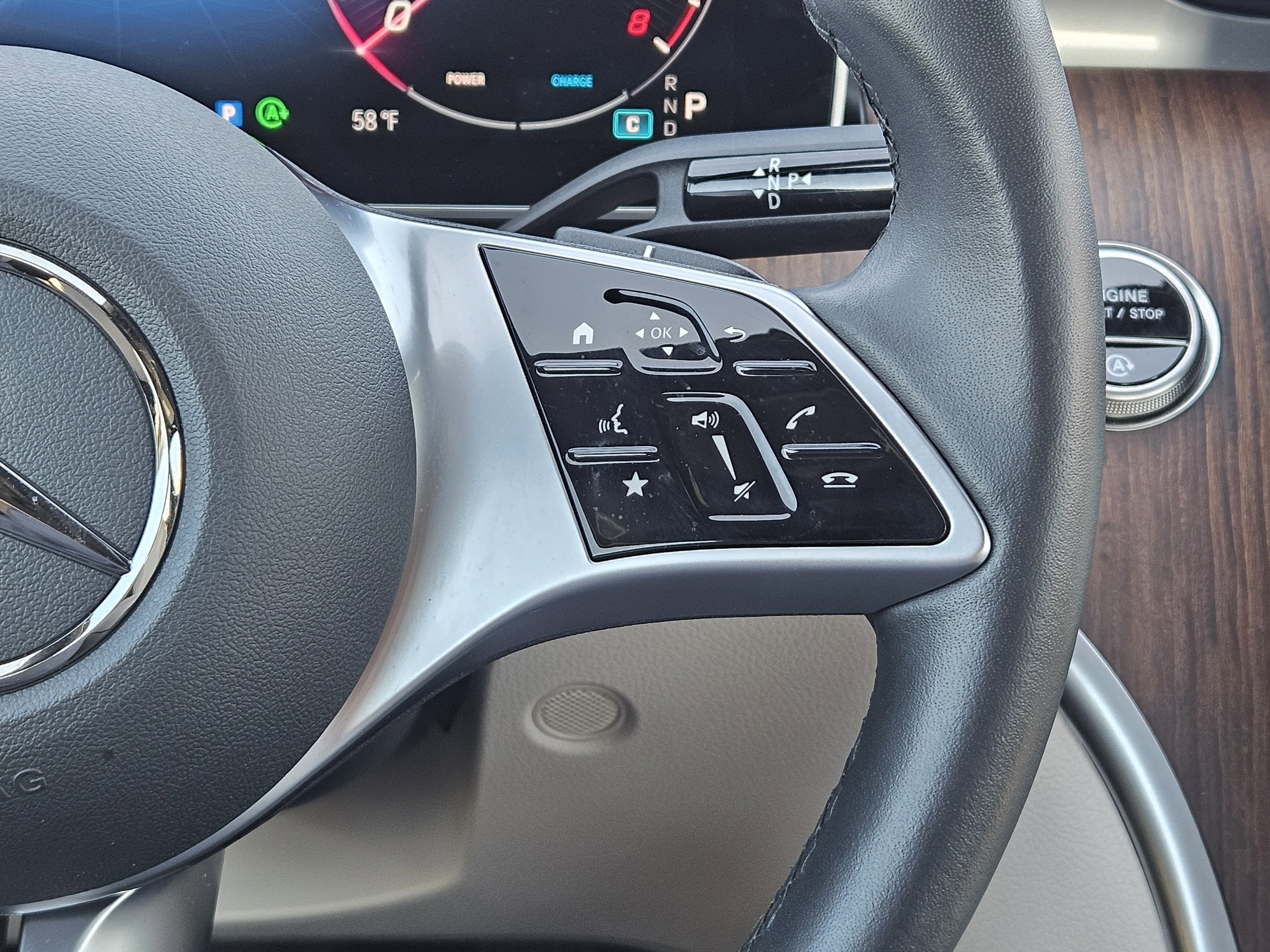 Certified 2025 Mercedes-Benz C 300 Sedan image 29