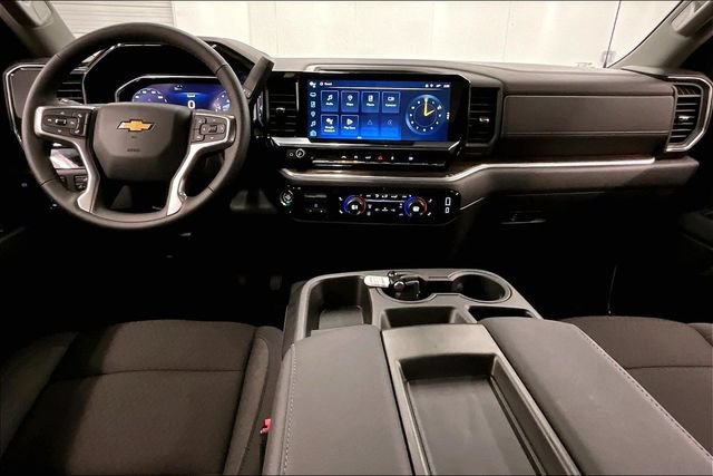 Used 2026 Chevrolet Silverado 1500 LT AWD/4WD image 19