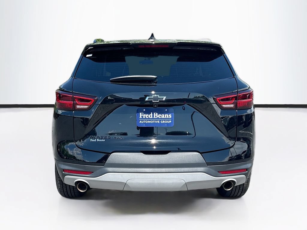 Used 2023 Chevrolet Blazer LT w/ Midnight/Sport Edition AWD/4WD image 7