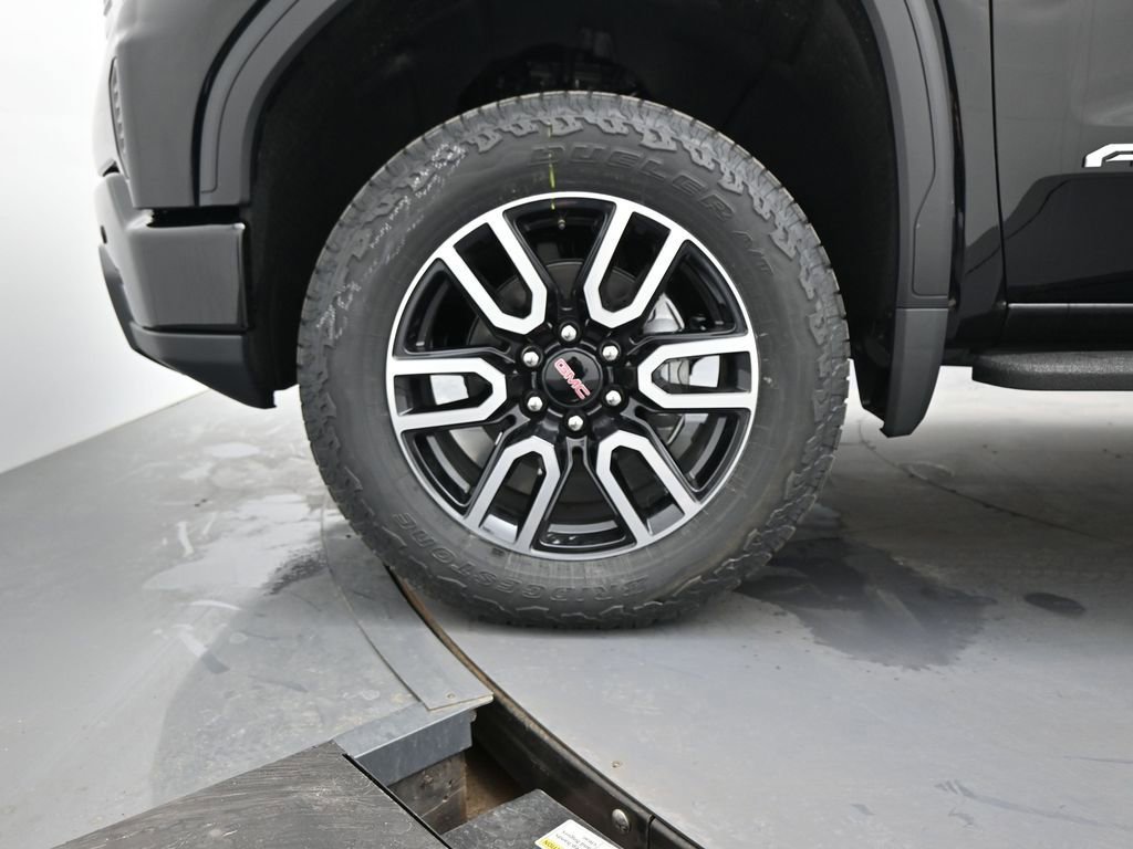 New 2026 GMC Sierra 1500 AT4 w/ AT4 Premium Package AWD/4WD image 8