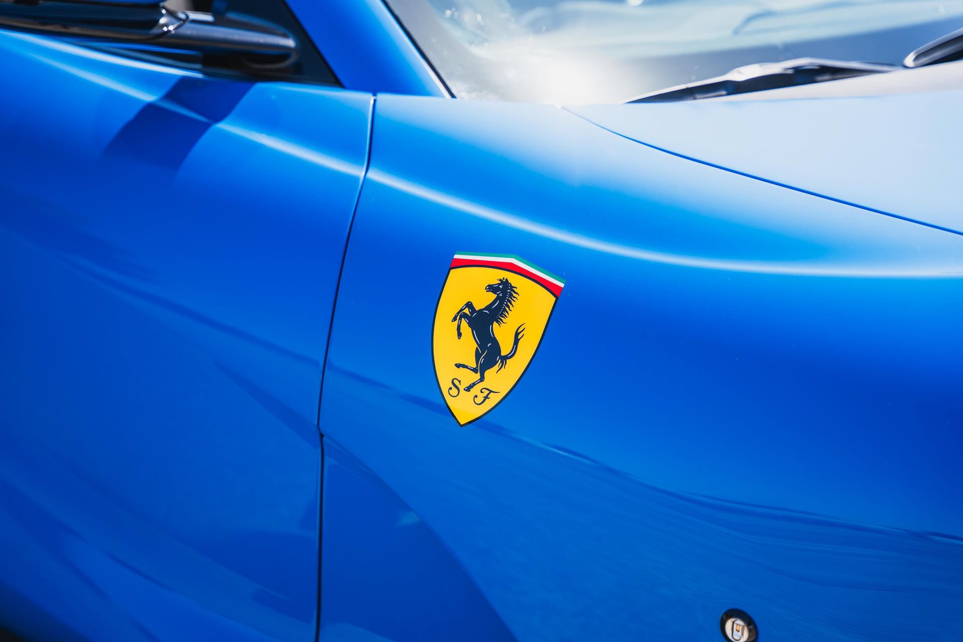 Used 2022 Ferrari 812 GTS RWD image 35