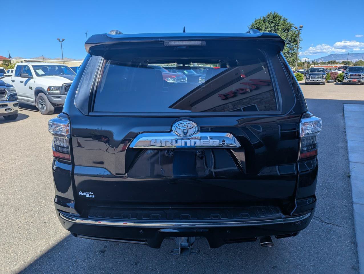 Used 2016 Toyota 4Runner Limited AWD/4WD image 4