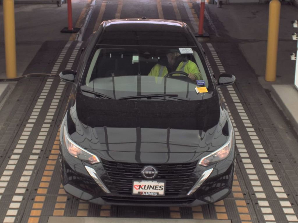 Used 2024 Nissan Sentra SV image 23