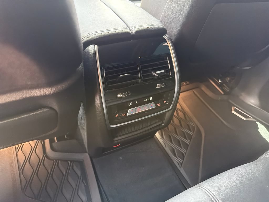 Used 2024 BMW X5 xDrive40i AWD/4WD image 32