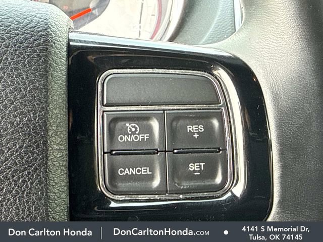 Used 2019 Dodge Grand Caravan SXT image 31