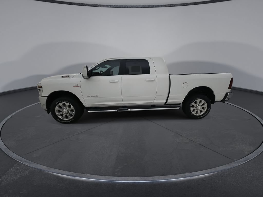 New 2026 RAM 2500 Laramie AWD/4WD image 5