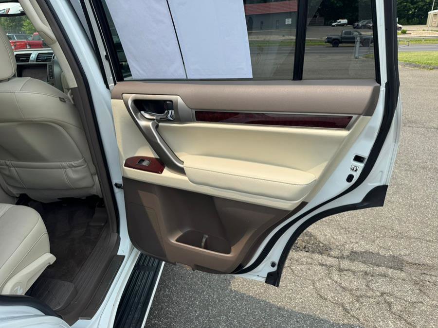 Used 2017 Lexus GX 460 Premium image 22