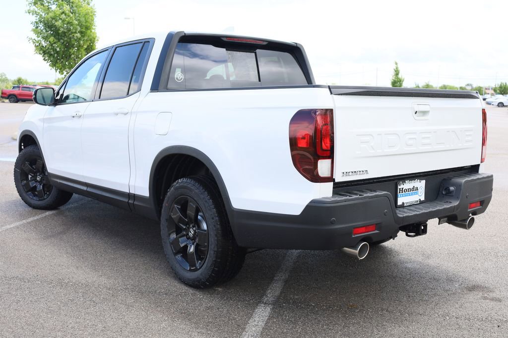 New 2026 Honda Ridgeline Black Edition image 4
