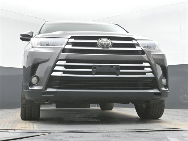 Used 2017 Toyota Highlander Limited image 46
