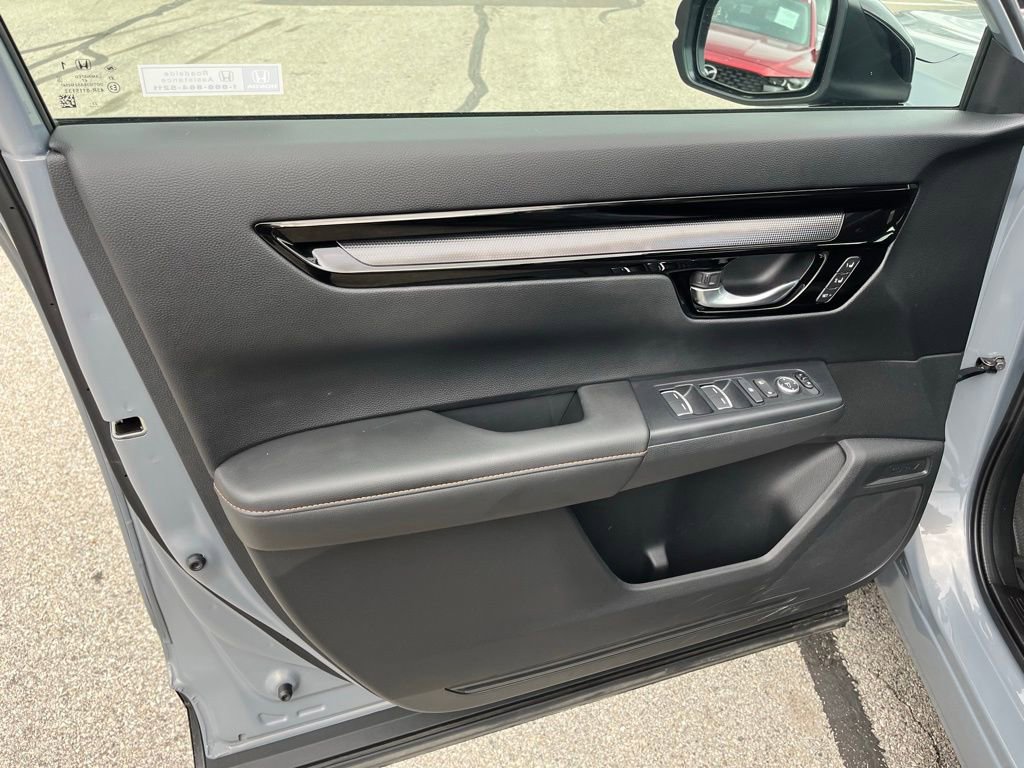Used 2024 Honda CR-V Sport Touring image 10