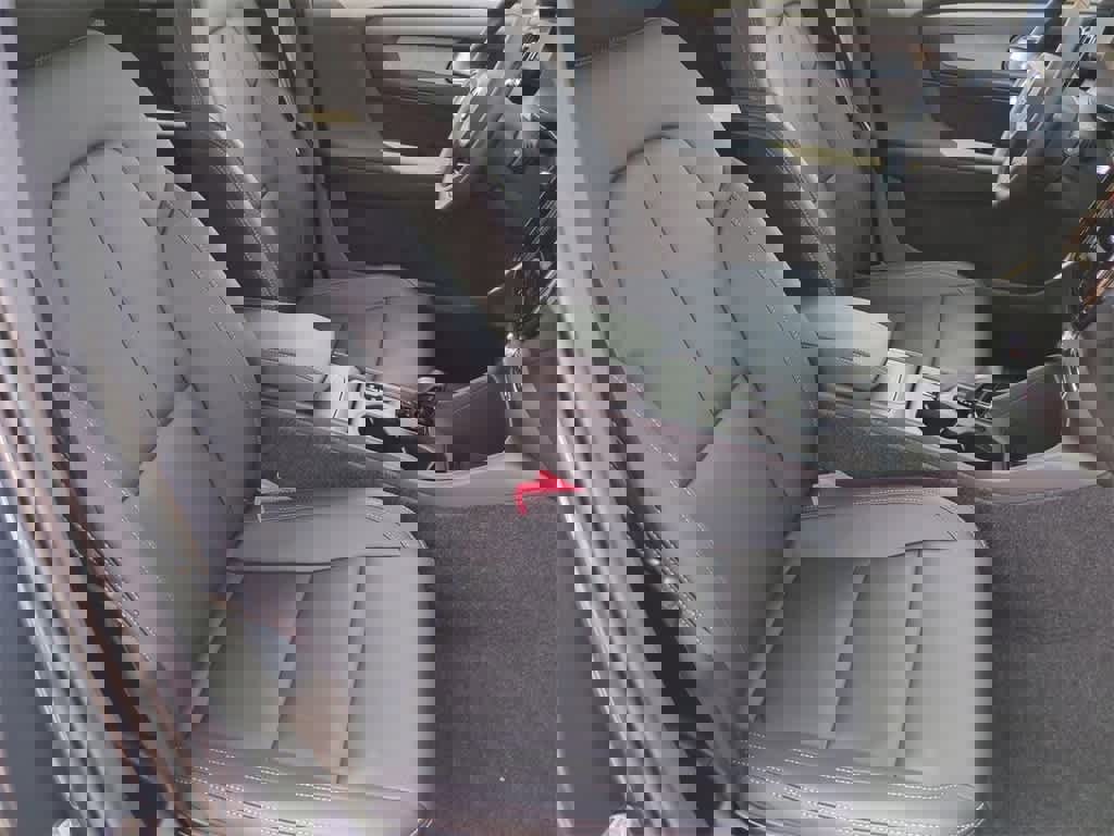 New 2026 Volvo XC40 B5 Core w/ Protection Package Premier image 21