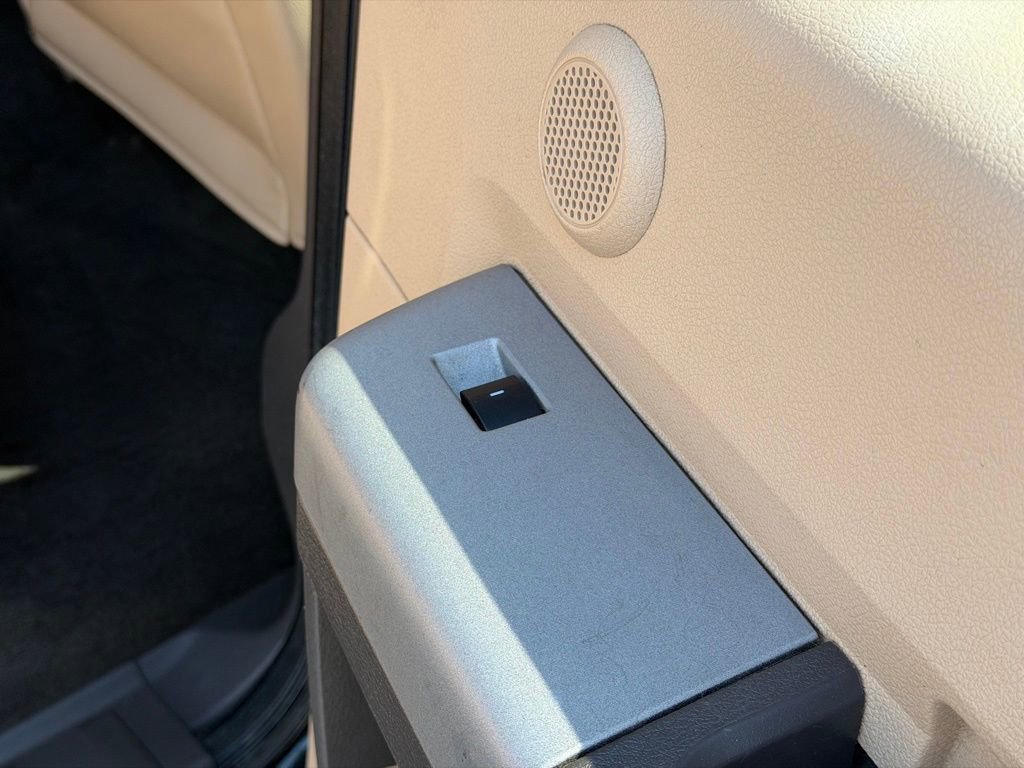 Used 2015 Ford F250 Lariat w/ Chrome Package image 20