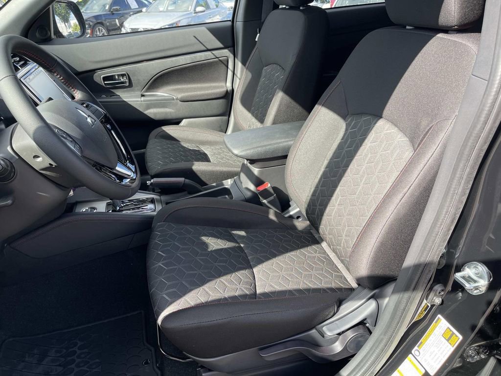 New 2025 Mitsubishi Outlander Sport AWD image 19
