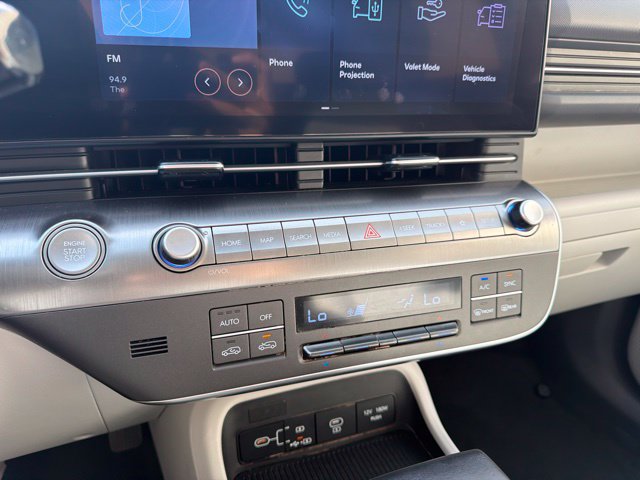 Used 2025 Hyundai Kona SEL AWD/4WD image 25