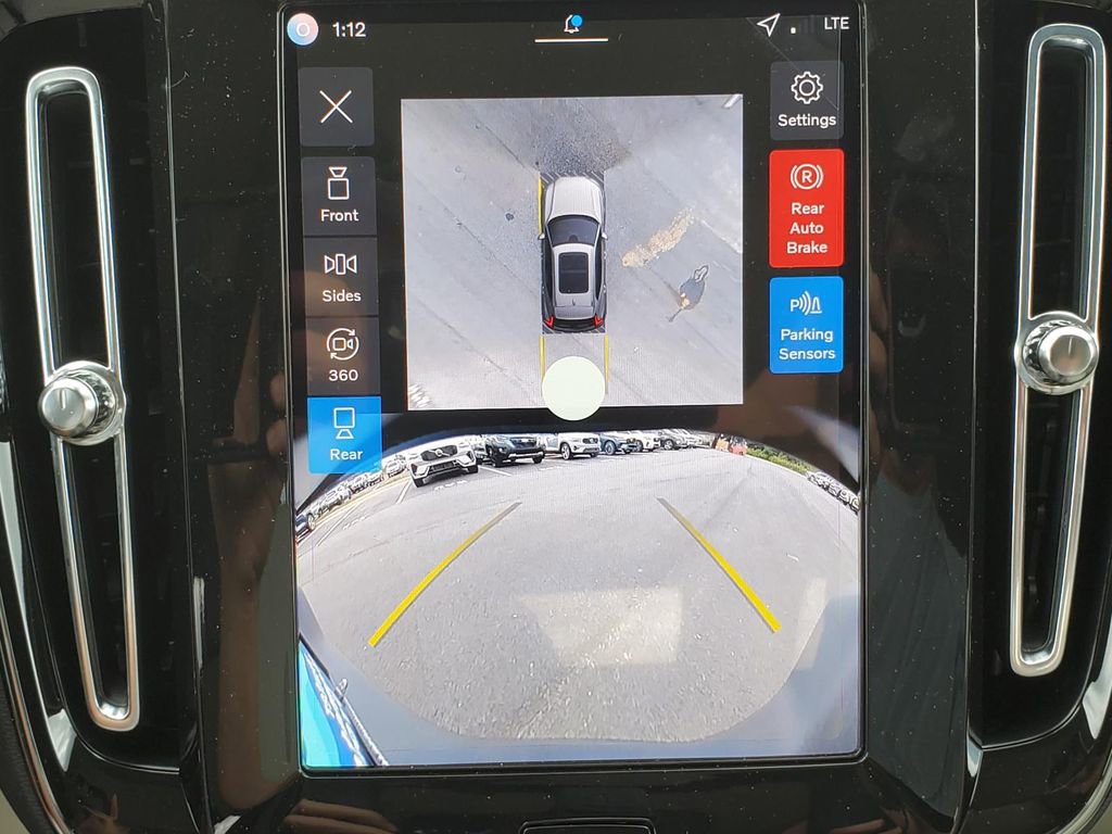 New 2026 Volvo XC40 B4 Plus w/ Protection Package Premier FWD image 11
