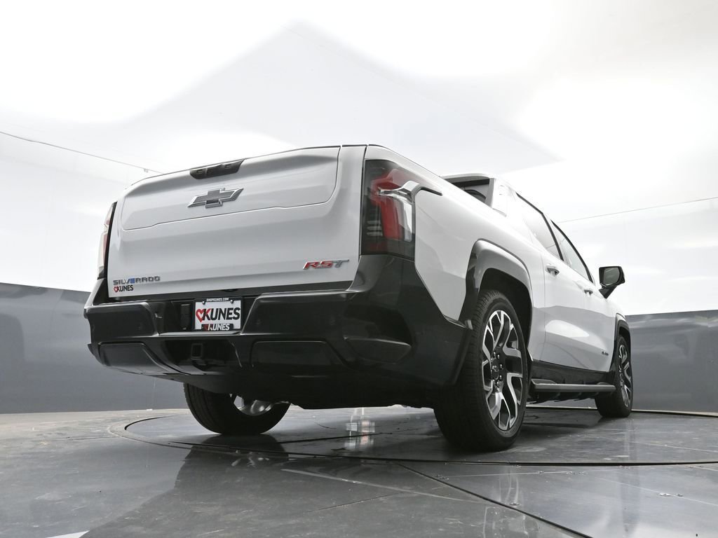New 2025 Chevrolet Silverado EV RST image 49