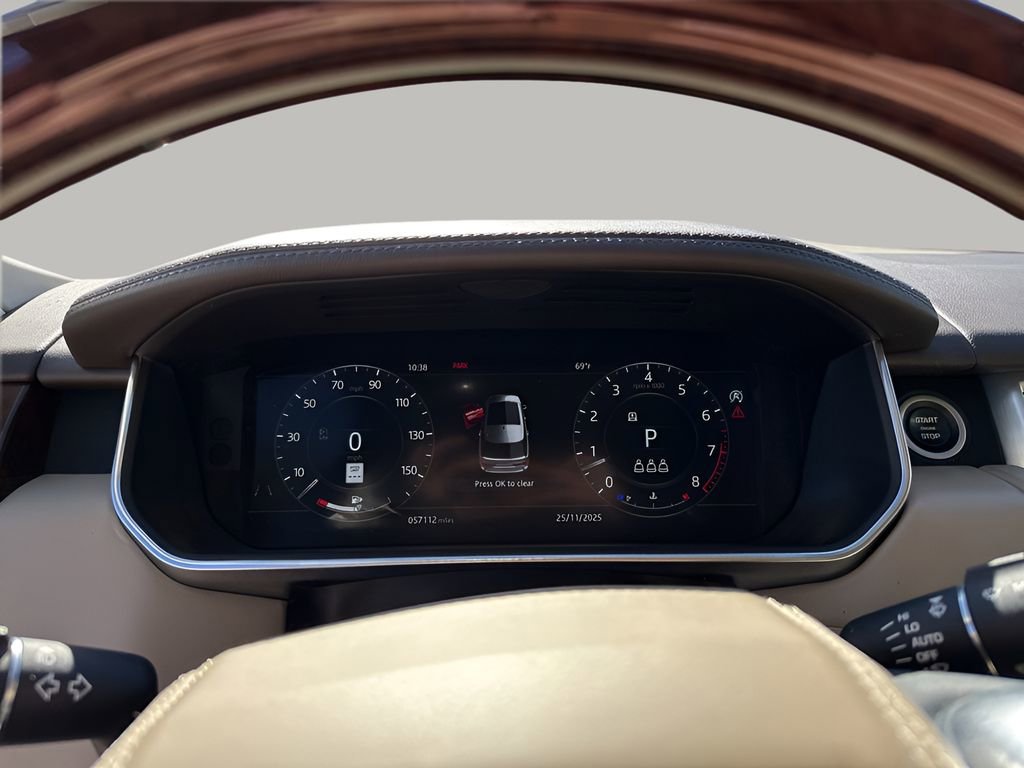 Used 2020 Land Rover Range Rover HSE image 35